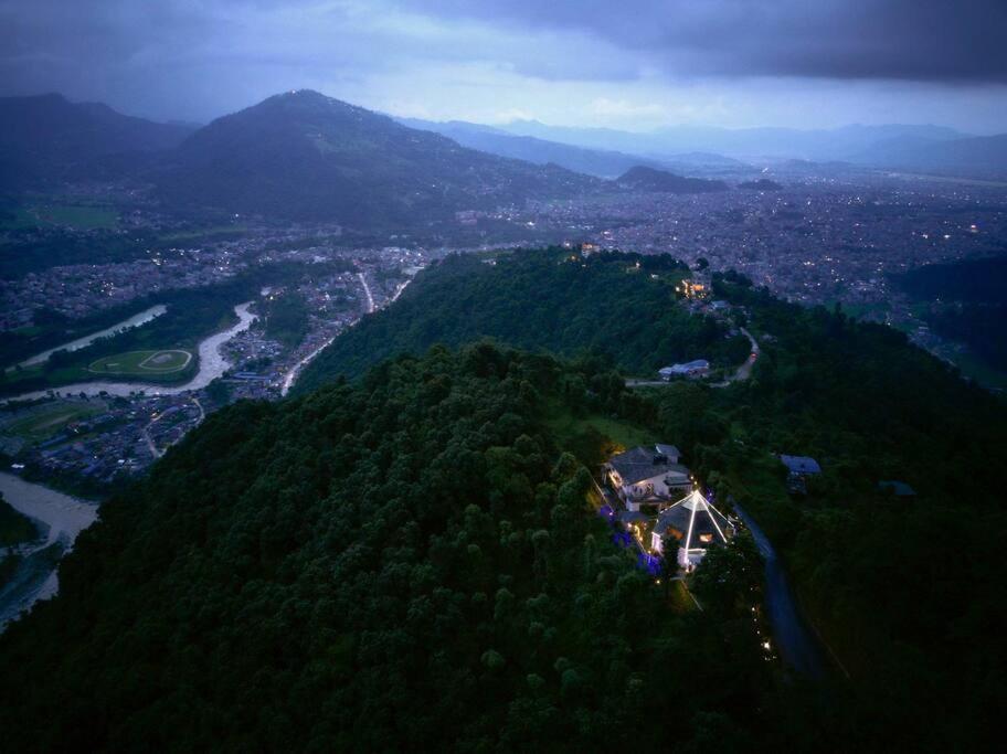 Ghost Villa Pokhara With Mountain View 20Mins From Main Area Ranipauwa Buitenkant foto