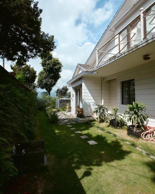 Ghost Villa Pokhara With Mountain View 20Mins From Main Area Ranipauwa Buitenkant foto